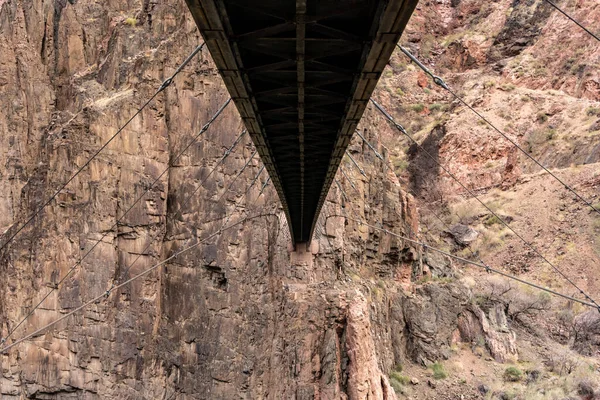 Hängedrähte Unter Der Schwarzen Brücke Fuße Des Grand Canyon — Stockfoto