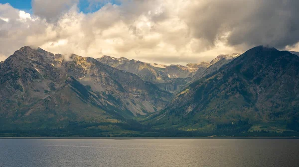 Clouds Gather Waterfalls Canyon Jackson Lake Grand Teton National Park — Stockfoto