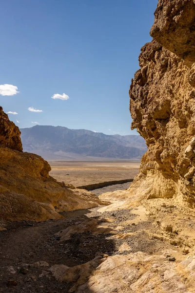 Gower Gulch Looks Out Valley Dropping Cliff Death Valley National — Foto de Stock