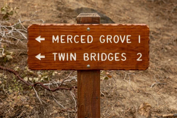 Merced Grove Twin Bridges Sign Yosemite National Park — Stock Photo, Image