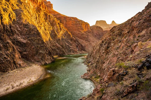 Κάτω Από Grand Canyon Γεμίζει Χρώμα Καθώς Ήλιος Αρχίζει Γεμίζει — Φωτογραφία Αρχείου