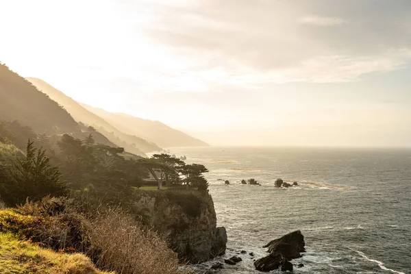 Olhando Para Sul Pela Costa Foggy Califórnia Longo Big Sur — Fotografia de Stock