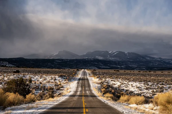 Sneeuwwolken Vormen Zich Boven Utah 211 Weg Naar Het Naalden — Stockfoto