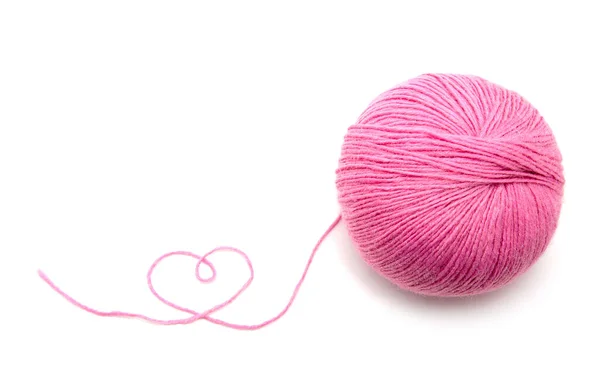 Pink Yarn Ball Белом Фоне — стоковое фото