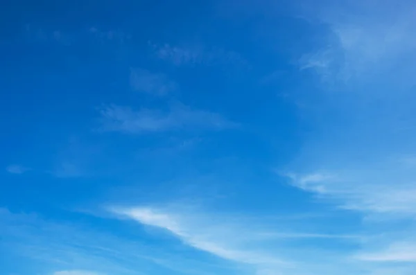 Fundo Céu Azul Com Nuvens Brancas — Fotografia de Stock