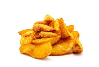 Kızarmış patates dilimleri. Fast food. Beyazda izole edilmiş