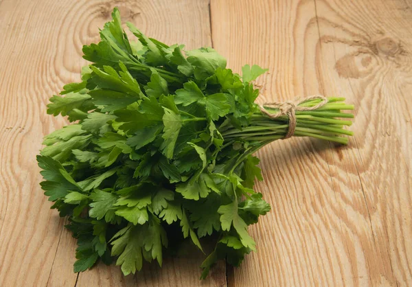 Legumes Crus Com Salsa Fundo Madeira — Fotografia de Stock