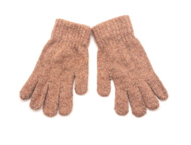 Beyaz arka planda yün eldivenler