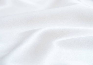 arkaplan olarak beyaz saten kumaş
