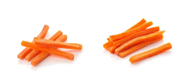 Сырая Нарезанная Морковь Белом Фоне — стоковое фото