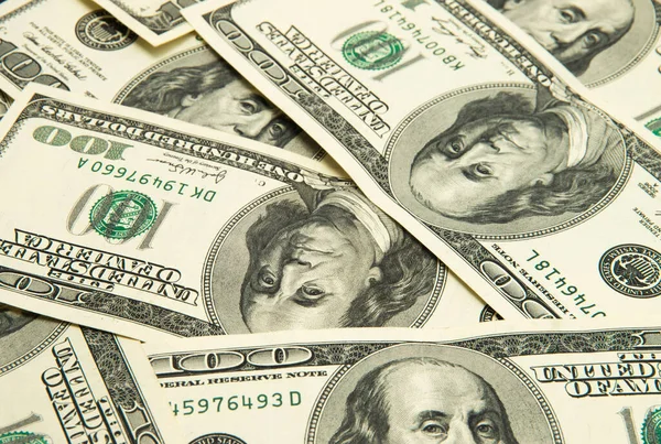 Arkaplan olarak 100 dolar..