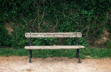 Parkta Vintage ahşap Bank