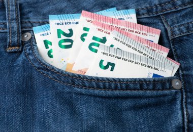 cep fonun içindeki para