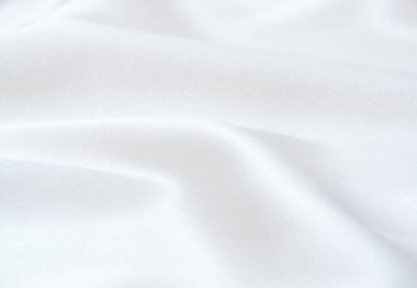 arkaplan olarak beyaz saten kumaş