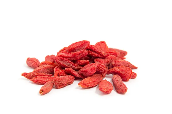 Bayas Goji Secas Sobre Fondo Blanco Aislado —  Fotos de Stock