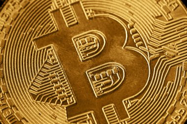 Siyah arkaplan üzerine bitcoin, şifreleme dijital para