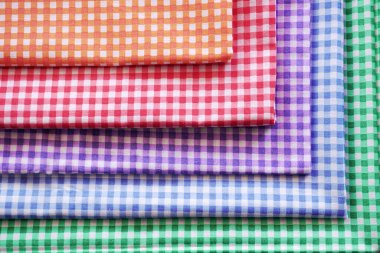 Renkli ekose kumaş veya masa örtüsü