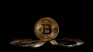 Bitcoin şifreleme konsepti dijital para, para ve para