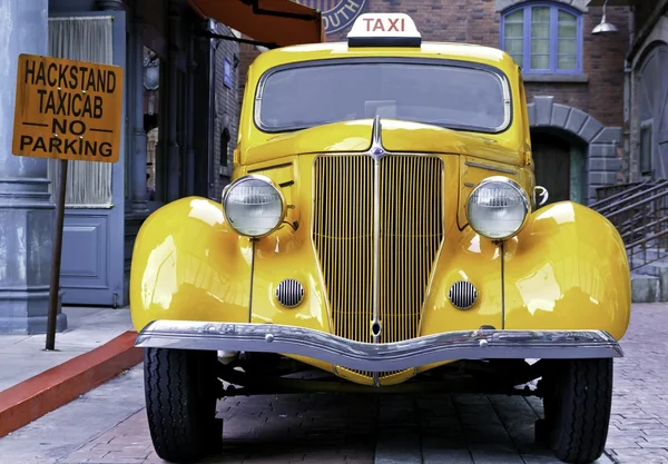 vintage sarı taksi