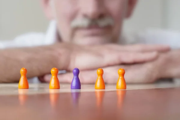 Close Game Pieces Table Businessman His 50S — Stock Photo, Image