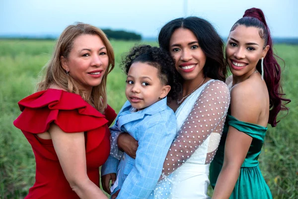 Portrait Group Hispanic Women Boy Outdoors — Stok fotoğraf