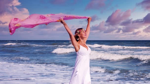 Cinemagraph Woman White Dress Walking Beach Shawl Wind — Stock video