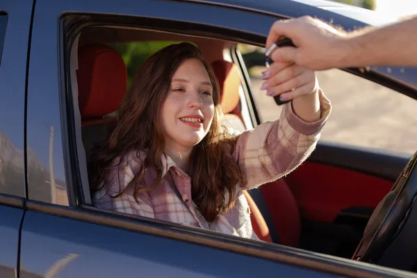 Girl Takes Car Key Car Sales Rentals — Stock Photo, Image