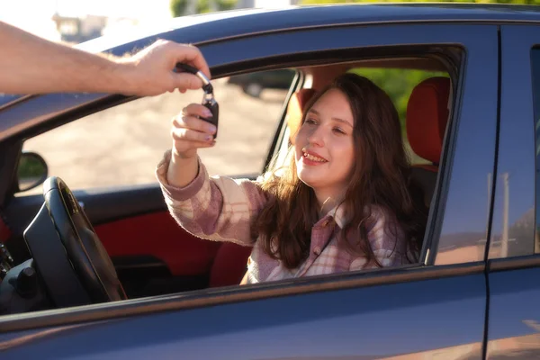Girl Takes Car Key Car Sales Rentals — Stock Photo, Image