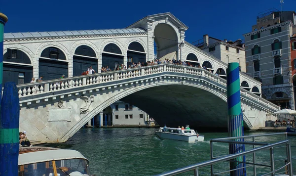 Венеція Італія Вересня 2018 Міст Ріальто Важливий Символ Міста Єднує — стокове фото
