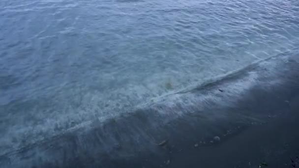 Απαλά Κύματα Αλάτι Στον Πυθμένα Της Λίμνης Σάλντα Είναι Μια — Αρχείο Βίντεο