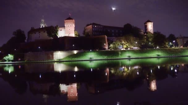 Krakow Poland Вид Замок Вавель Роял Кракові Вночі Від Через — стокове відео