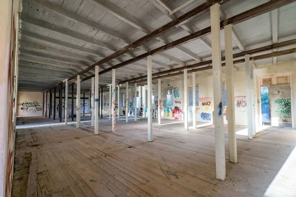 Wnętrze Opuszczonego Budynku Karaibach — Zdjęcie stockowe