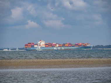 Arka plan için güzel deniz kıyısı manzarası.