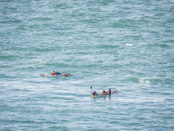 Воздушный Кадр Группы Спортсменов Байдарках Море — стоковое фото