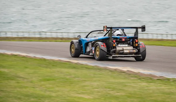 Pohybový Záběr Sportovního Automobilu Závodní Trati — Stock fotografie