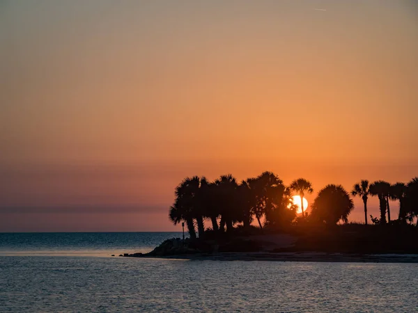 Naturskön Bild Vacker Solnedgång Över Havet — Stockfoto