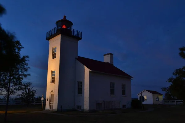 Upper Peninsula Michigan Sand Point Lighthouse Sun Has Set Spring — Stock Photo, Image