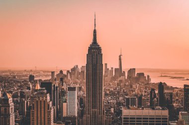 New York şehrinin ufuk çizgisi manzarası. Manhattan, New York, ABD.