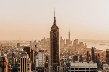 New York şehrinin ufuk çizgisi manzarası. Manhattan, New York, ABD.