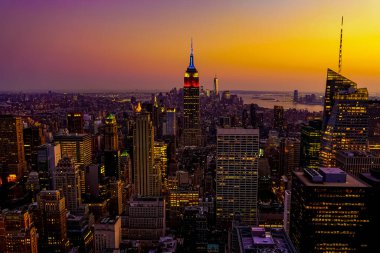 New York şehrinin ufuk çizgisi manzarası. Manhattan, New York, ABD.