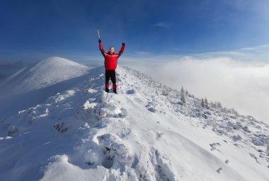 adam buz kıracağıyla Dağları