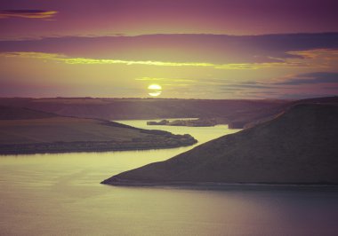 Majestic yaz günbatımı nehir