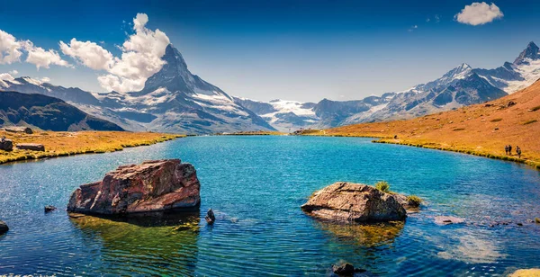 Attraktiv Sommarutsikt Över Stellisee Sjön Stor Utomhusscen Med Matterhorn Monte — Stockfoto
