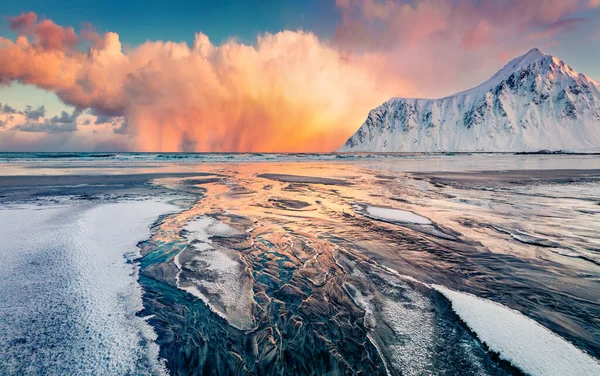 Increíble Vista Invernal Las Islas Lofoten Noruega Europa Nubes Tormenta —  Fotos de Stock