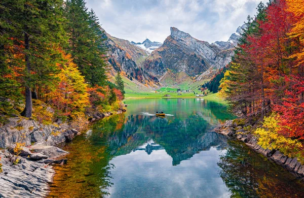 Incredible Morning View Seealpsee Lake Switzerland Captivating Autumn Scene Swiss — Stock Photo, Image