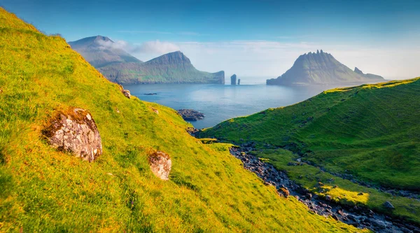 Letecká Krajinná Fotografie Slunečný Červenec Faerských Ostrovech Působivý Letní Pohled — Stock fotografie