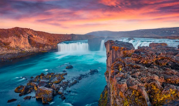 Exotische Sommerkulisse Wunderbarer Sonnenaufgang Godafoss Wasserfall Spektakulärer Blick Auf Den — Stockfoto