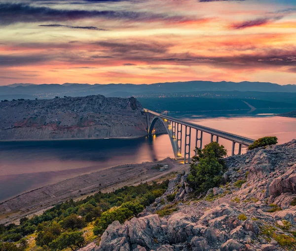 Schöne Meereslandschaft Atemberaubender Blick Auf Die Brücke Zur Insel Krk — Stockfoto
