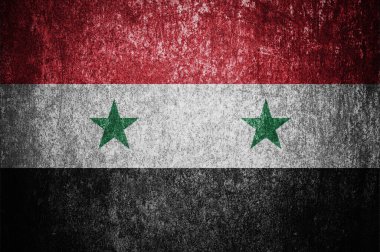 Grunge Suriye bayrağına yakın çekim. Metal yüzeyde kirli Suriye bayrağı.