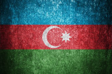 Grunge Azerbaycan bayrağına yakın çekim. Metal bir yüzeyde kirli Azerbaycan bayrağı.